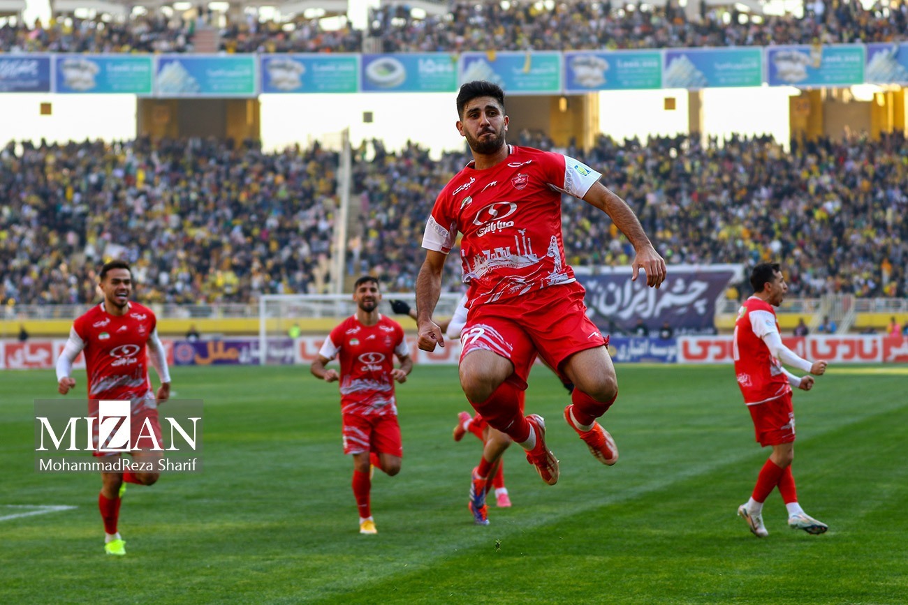 سوپرکلاسیکوی قهرمانی| سپاهان - پرسپولیس؛ از جنگ کارترون برای اولین کاپ تا شام آخر کریم با طعم جام چهلم سوپرکلاسیکوی قهرمانی| سپاهان - پرسپولیس؛ از جنگ کارترون برای اولین کاپ تا شام آخر کریم با طعم جام چهلم