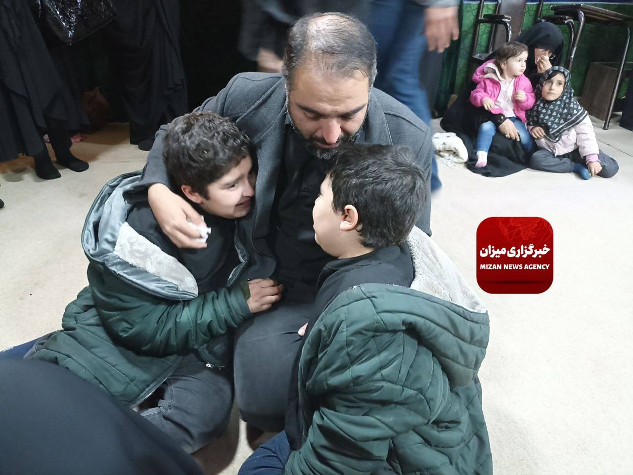 آیین وداع با پیکرهای مطهر حججاسلام والمسلمین رازینی و مقیسه آیین وداع با پیکرهای مطهر حججاسلام والمسلمین رازینی و مقیسه