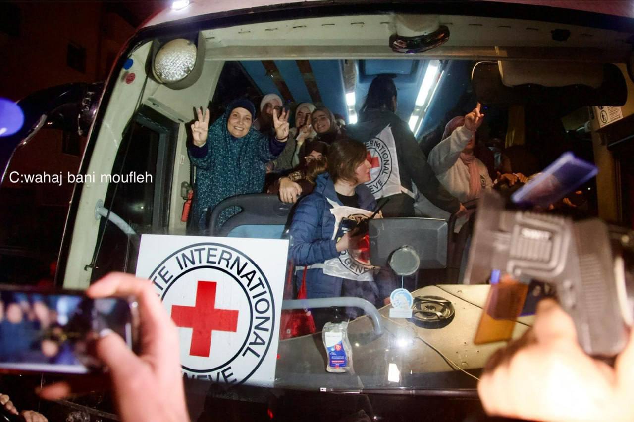 جزئیات روند اجرای مرحله نخست آتشبس؛ ۹۰ اسیر فلسطینی آزاد شدند جزئیات روند اجرای مرحله نخست آتشبس؛ ۹۰ اسیر فلسطینی آزاد شدند