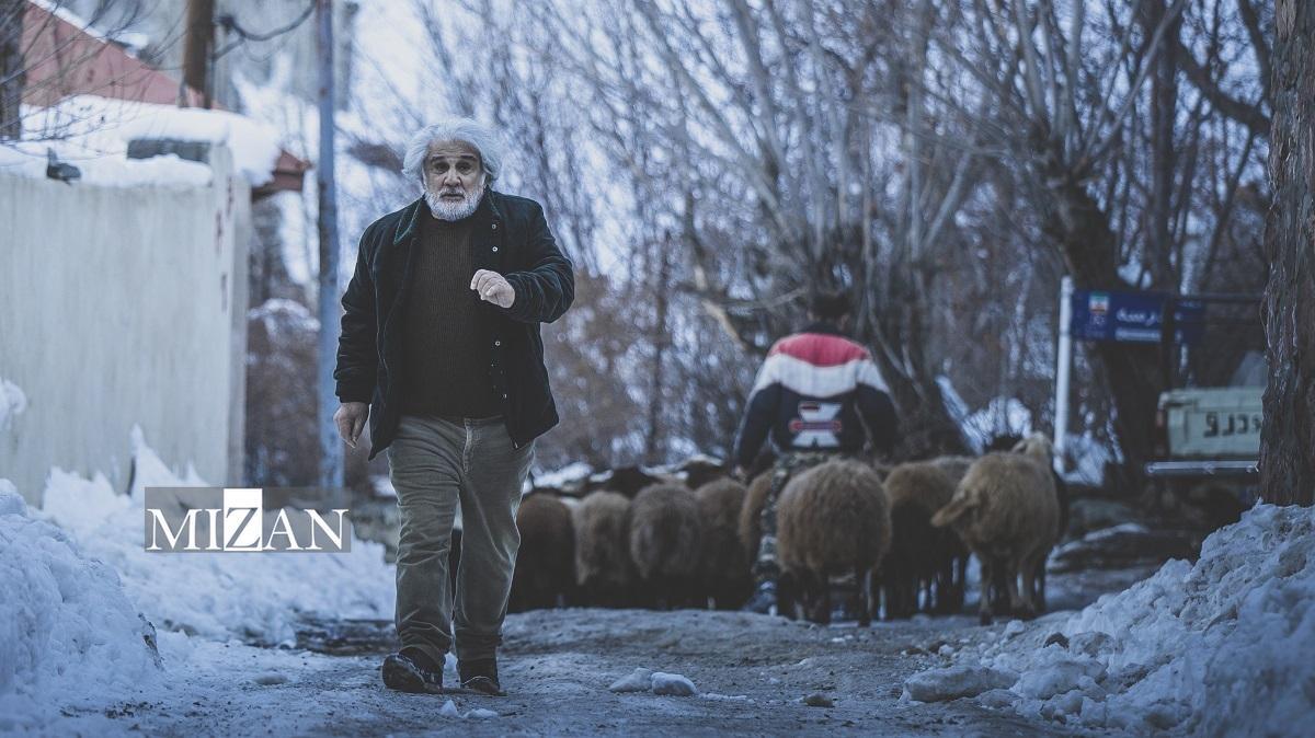 چشم بادومی؛ روایتی از دغدغه‌های نسل جوان