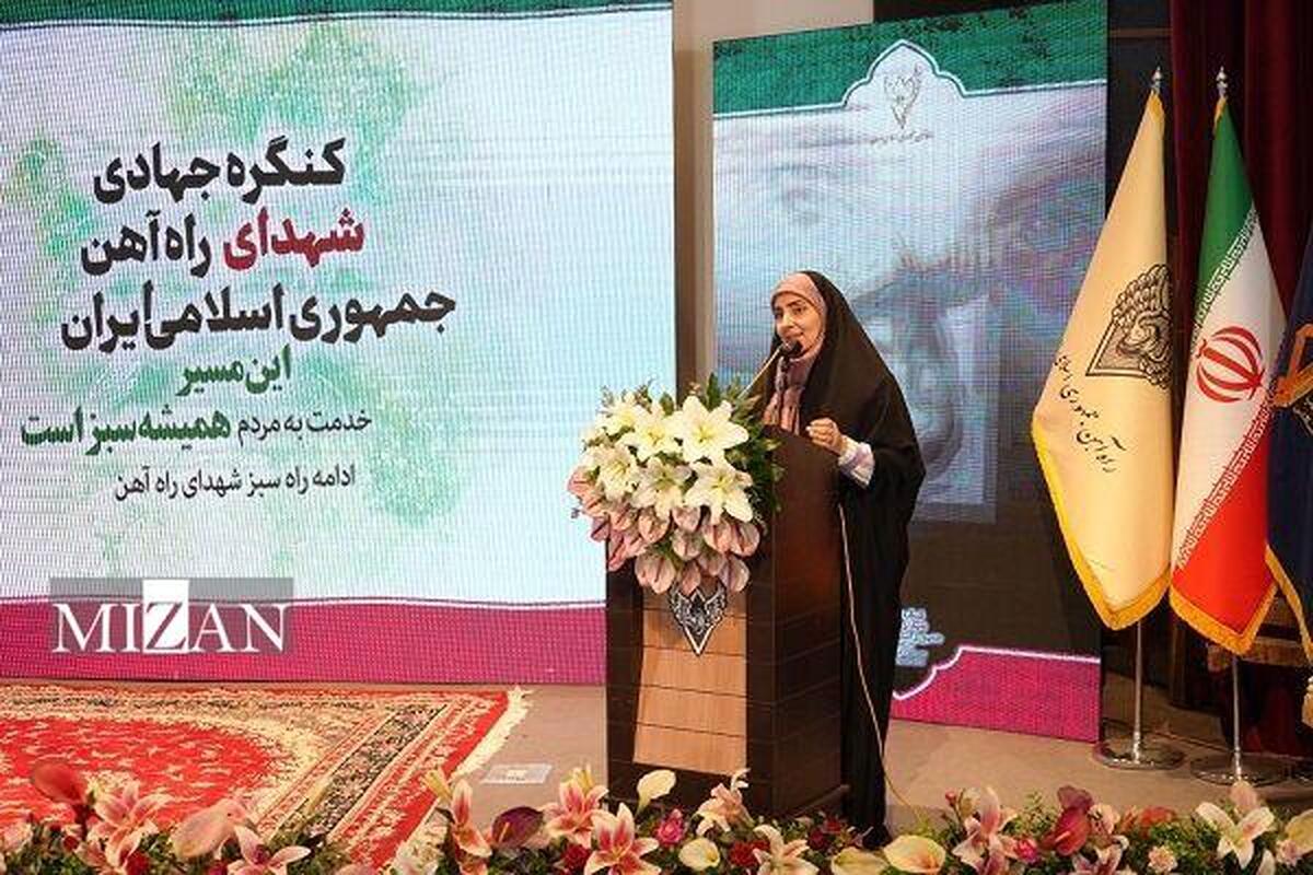 وزیر راه و شهرسازی: ۴۰ لکومتیو، ۳۱ واگن مسافری و ۳۸۳ واگن باری به ناوگان ریلی کشور اضافه شد