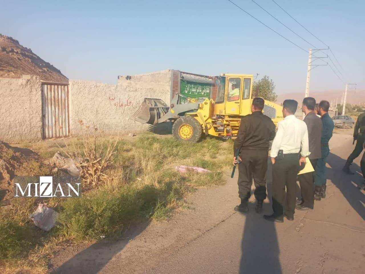 اقدامات دادگستری استان آذربایجان شرقی در صیانت از اراضی ملی/ رفع تصرف ۸۰۷ هکتار از اراضی ملی و منابع طبیعی استان در سال جاری/ هزار و ۵۹۰ حلقه چاه غیرمجاز پر و مسدودالمنفعه شد اقدامات دادگستری استان آذربایجان شرقی در صیانت از اراضی ملی/ رفع تصرف ۸۰۷ هکتار از اراضی ملی و منابع طبیعی استان در سال جاری/ هزار و ۵۹۰ حلقه چاه غیرمجاز پر و مسدودالمنفعه شد