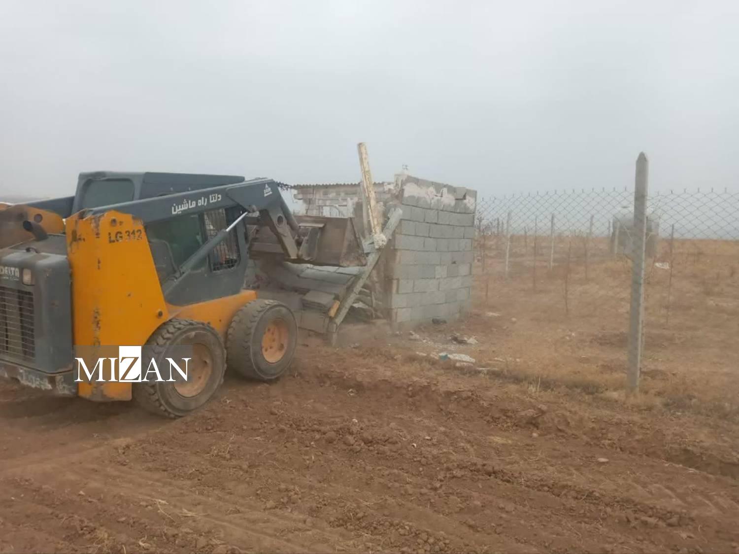 اقدامات دادگستری استان آذربایجان شرقی در صیانت از اراضی ملی/ رفع تصرف ۸۰۷ هکتار از اراضی ملی و منابع طبیعی استان در سال جاری/ هزار و ۵۹۰ حلقه چاه غیرمجاز پر و مسدودالمنفعه شد اقدامات دادگستری استان آذربایجان شرقی در صیانت از اراضی ملی/ رفع تصرف ۸۰۷ هکتار از اراضی ملی و منابع طبیعی استان در سال جاری/ هزار و ۵۹۰ حلقه چاه غیرمجاز پر و مسدودالمنفعه شد