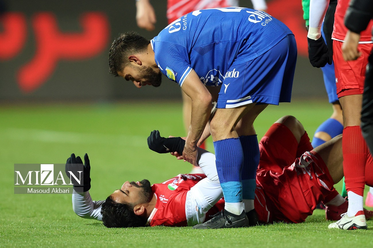 پرسپولیس، فاتحِ نبردِ آماری ۱۴۰۳ مقابل رقیب سنتی/ سال سیاه استقلال با چاشنی سُنتشکنی پرسپولیس، فاتحِ نبردِ آماری ۱۴۰۳ مقابل رقیب سنتی/ سال سیاه استقلال با چاشنی سُنتشکنی