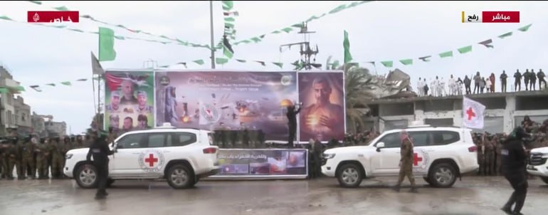 هفتمین مرحله تبادل زندانیان؛ صدها اسیر فلسطینی آزاد میشوند هفتمین مرحله تبادل زندانیان؛ صدها اسیر فلسطینی آزاد میشوند