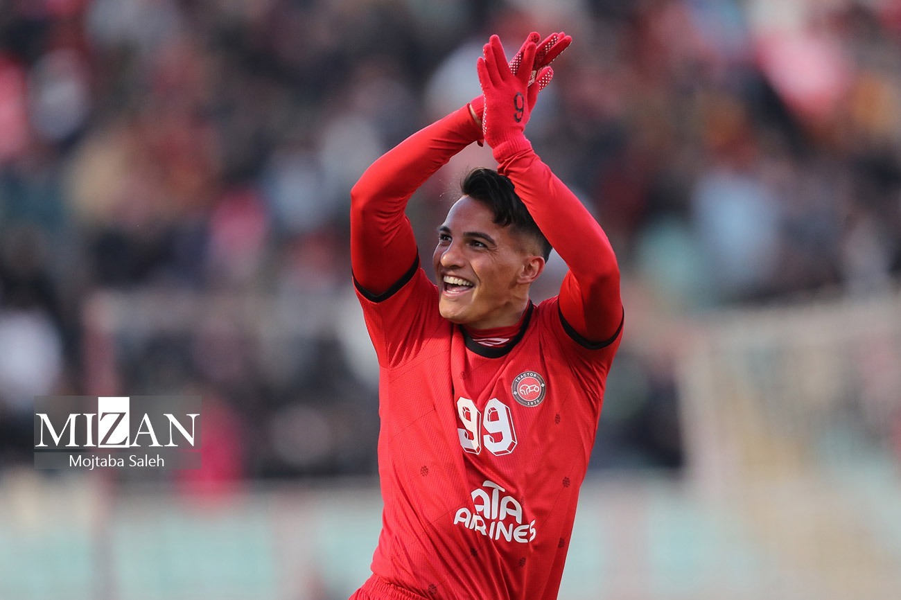 از درخشش تمام نشدنی حسینزاده و لیموچی تا بیاعتنایی قلعهنویی/ پنهان ماندن عملکرد عالی بیرانوند در سایه حمله منتقدان از درخشش تمام نشدنی حسینزاده و لیموچی تا بیاعتنایی قلعهنویی/ پنهان ماندن عملکرد عالی بیرانوند در سایه حمله منتقدان