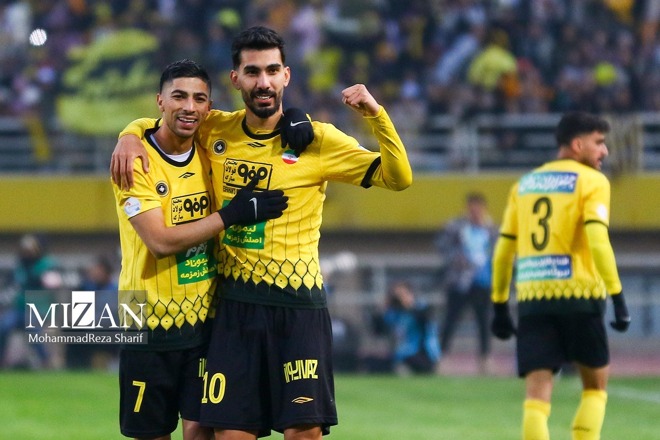 از درخشش تمام نشدنی حسینزاده و لیموچی تا بیاعتنایی قلعهنویی/ پنهان ماندن عملکرد عالی بیرانوند در سایه حمله منتقدان از درخشش تمام نشدنی حسینزاده و لیموچی تا بیاعتنایی قلعهنویی/ پنهان ماندن عملکرد عالی بیرانوند در سایه حمله منتقدان