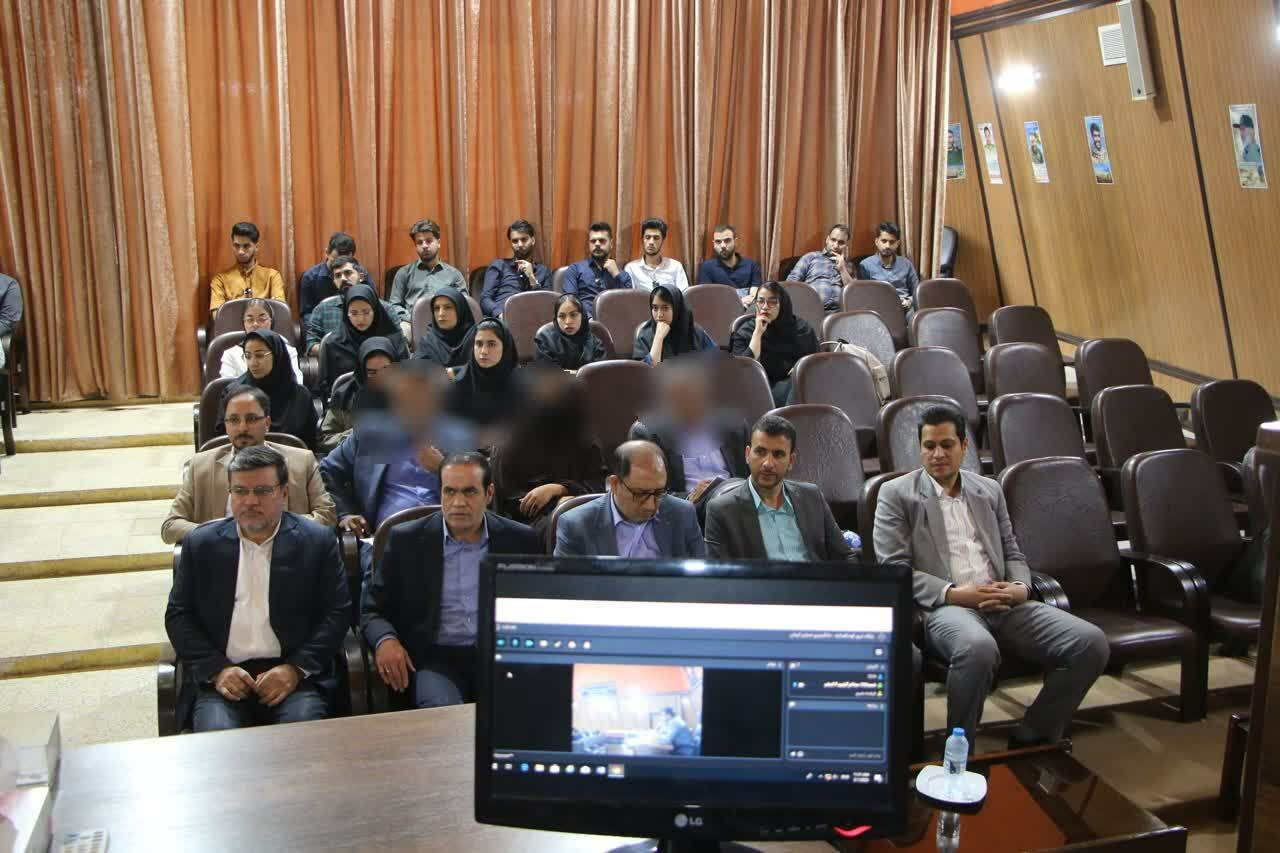 دادگاه علنی و آنلاین با حضور دانشجویان و اساتید برجسته کشوری در کرمان برگزار شد
