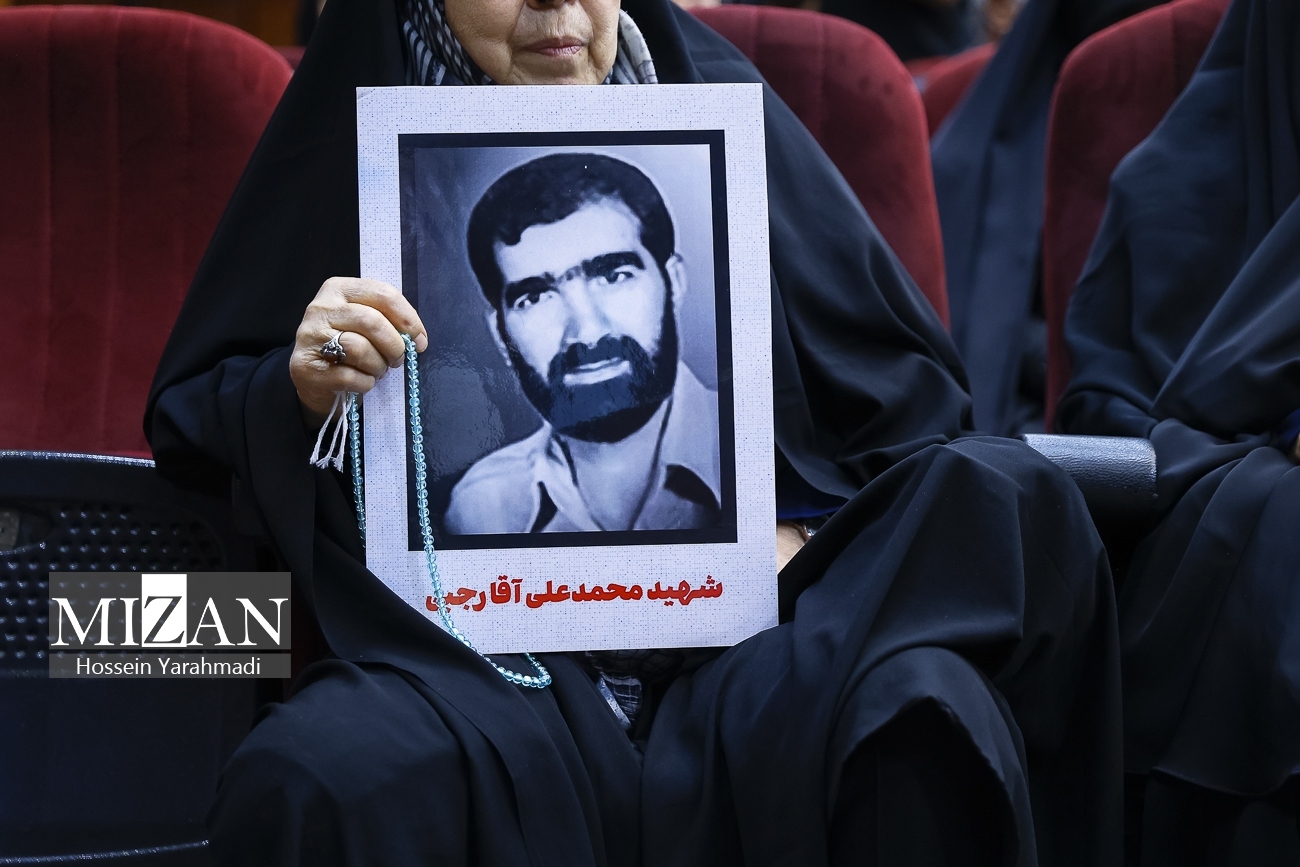 سردار فدوی: خواندن کتابهای حقوقی کاهش مراجعات به دادگاهها در بر دارد/ منافقین و صهیونیستها دست کمی از یکدیگر ندارند سردار فدوی: خواندن کتابهای حقوقی کاهش مراجعات به دادگاهها در بر دارد/ منافقین و صهیونیستها دست کمی از یکدیگر ندارند