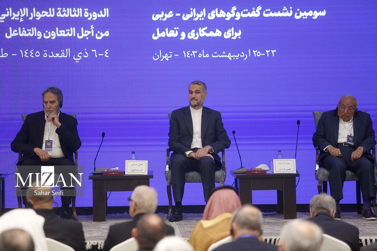 مذاکرات غیرمستقیم ایران و آمریکا؛ درباره جزئیات گفتوگوها در عمان چه میدانیم؟ مذاکرات غیرمستقیم ایران و آمریکا؛ درباره جزئیات گفتوگوها در عمان چه میدانیم؟