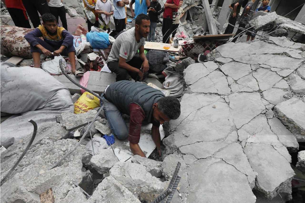 موج استعفا در میان مقامهای رژیم صهیونیستی/ دو خبرنگار دیگر در غزه شهید شدند موج استعفا در میان مقامهای رژیم صهیونیستی/ دو خبرنگار دیگر در غزه شهید شدند