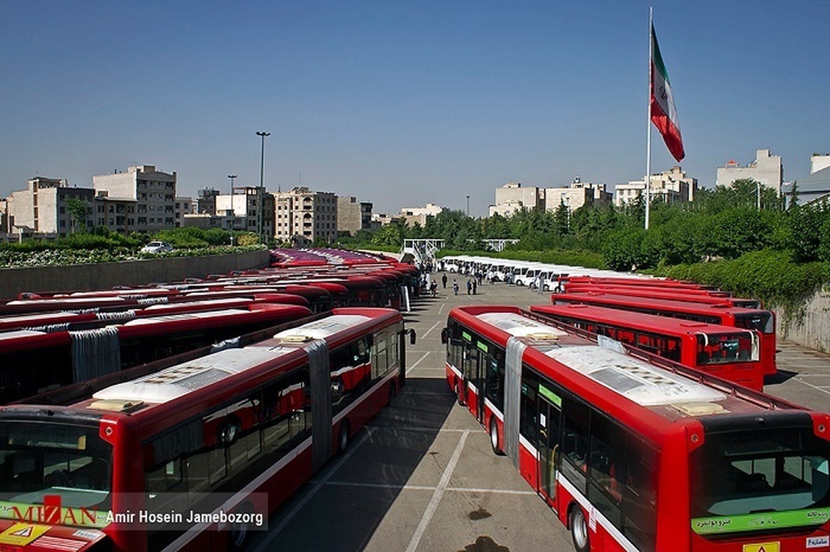 خدمت‌رسانی رایگان ناوگان اتوبوسرانی پایتخت در مراسم وداع و تشییع پیکر شهیدان خدمت