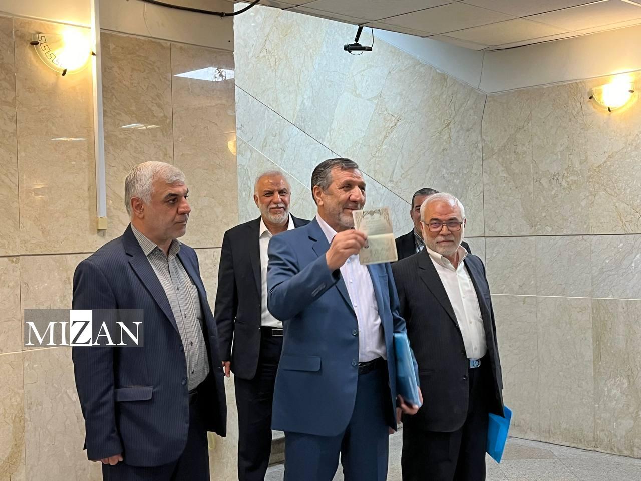 آخرین اخبار انتخابات ریاست جمهوری ۱۴۰۳/ پوشش کامل اخبار و حواشی چهارمین روز ثبتنام کاندیداها آخرین اخبار انتخابات ریاست جمهوری ۱۴۰۳/ پوشش کامل اخبار و حواشی چهارمین روز ثبتنام کاندیداها