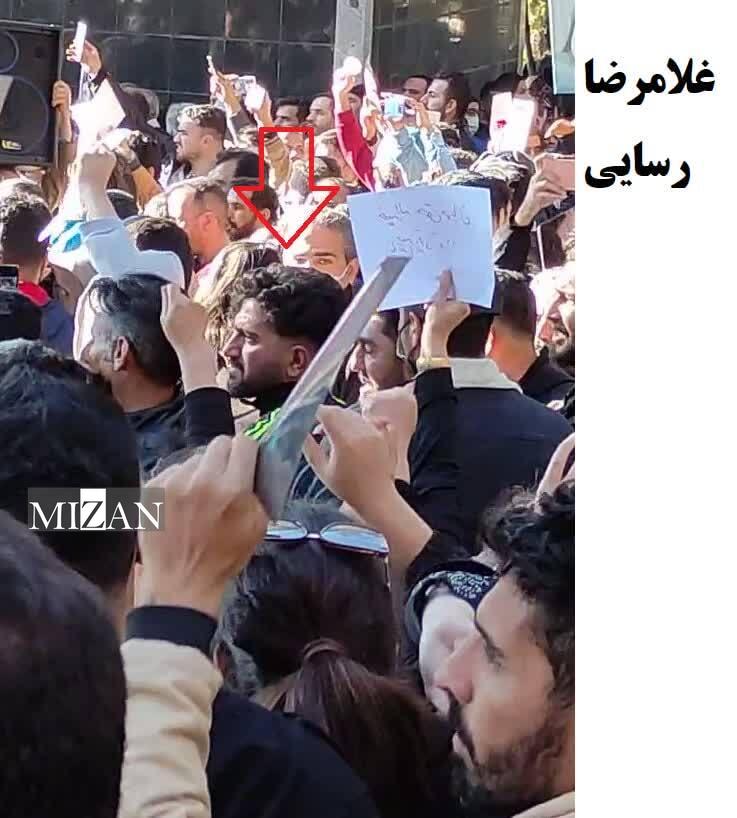 غلامرضا رسایی؛ قاتلی با چاقوی دسته زرد رنگ و کاپشن سه خط آدیداس در میان مردم