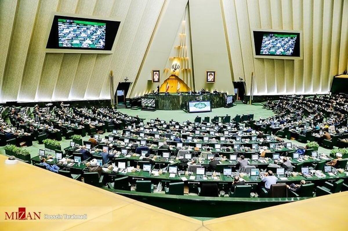 رئیس جمهور: وزرای پیشنهادی در خط مقدم هستند و در دفاع از انقلاب و رهبری کوتاه نمی‌آیند