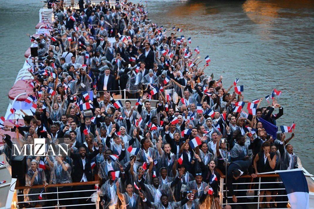 المپیک ۲۰۲۴| رژه کاروان ایران زیر بارش شدید باران؛ تشویق کاروان فلسطین تا هو شدن کاروان رژیم صهیونیستی توسط حاضران/ مصائب اصحاب رسانه زیر بارش باران همچنان ادامه دارد المپیک ۲۰۲۴| رژه کاروان ایران زیر بارش شدید باران؛ تشویق کاروان فلسطین تا هو شدن کاروان رژیم صهیونیستی توسط حاضران/ مصائب اصحاب رسانه زیر بارش باران همچنان ادامه دارد