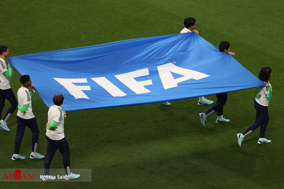 مومنی: باید هرچه سریعتر استادیوم میزبان را به AFC معرفی کنیم/ منتظر پیشنهادات پرسپولیس هستیم