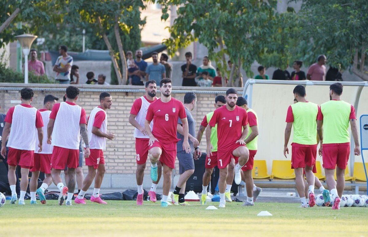 ادامه تمرینات تیم ملی در اصفهان/ ملی‌پوشان وارد فاز بازی با «امارات» شدند