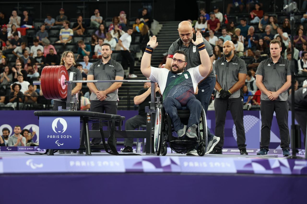 پارالمپیک ۲۰۲۴| روحالله رستمی طلای چهارم کاروان ایران را به ارمغان آورد/ صفرزاده به نیمهنهایی دو ۲۰۰ متر زنان رسید + جدول مسابقات پارالمپیک ۲۰۲۴| روحالله رستمی طلای چهارم کاروان ایران را به ارمغان آورد/ صفرزاده به نیمهنهایی دو ۲۰۰ متر زنان رسید + جدول مسابقات