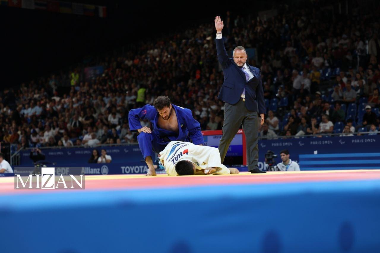 پارالمپیک ۲۰۲۴| ضیغمینژاد از راهیابی به فینال ۲۰۰ متر مختلط بازماند/ پیروزی غلامی برابر حریف قزاقستانی در پاراجودو پارالمپیک ۲۰۲۴| ضیغمینژاد از راهیابی به فینال ۲۰۰ متر مختلط بازماند/ پیروزی غلامی برابر حریف قزاقستانی در پاراجودو