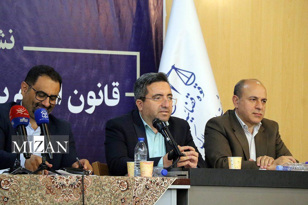 کاهش ورودی پروندهها به محاکم و شفافسازی در معاملات با اجرای قانون اجرای قانون الزام به ثبت رسمی معاملات اموال غیرمنقول/ رئیس سازمان ثبت: امنیت معاملات را با قانون الزام افزایش دادهایم کاهش ورودی پروندهها به محاکم و شفافسازی در معاملات با اجرای قانون اجرای قانون الزام به ثبت رسمی معاملات اموال غیرمنقول/ رئیس سازمان ثبت: امنیت معاملات را با قانون الزام افزایش دادهایم