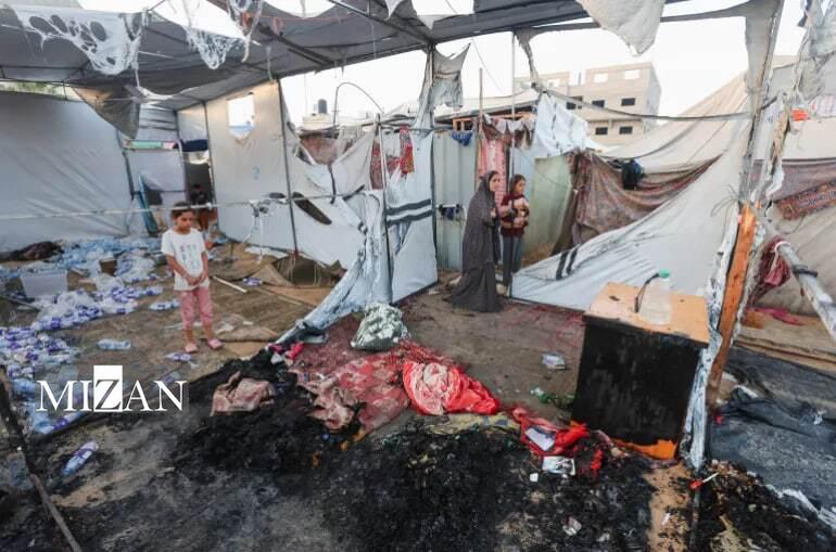 جنگ رژیم صهیونیستی علیه آوارگان در غزه؛ دهها فلسطینی در چادرها سوختند جنگ رژیم صهیونیستی علیه آوارگان در غزه؛ دهها فلسطینی در چادرها سوختند