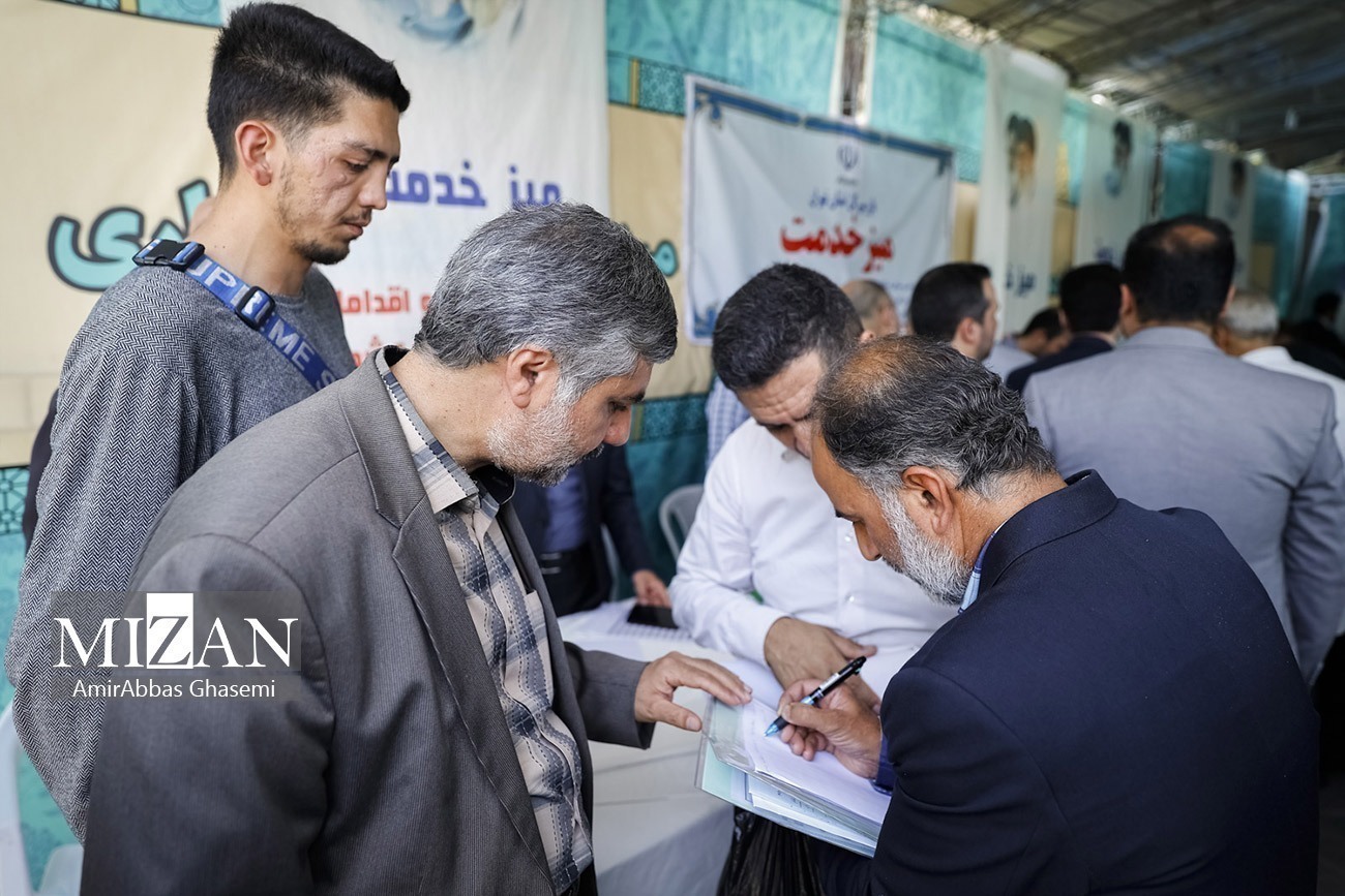 رسیدگی به مشکلات حقوقی و قضایی ۴ هزار و ۴۸۴ نفر در مرکز ارتباطات مردمی قوه قضاییه/ ۳ هزار و ۶۷۱ مورد درخواست مردمی در سامانه سامع ثبت شد/انجام ۲۱۴ هزار و ۴۷۳ مورد ملاقات مردمی توسط مسئولان قضایی سراسر کشور رسیدگی به مشکلات حقوقی و قضایی ۴ هزار و ۴۸۴ نفر در مرکز ارتباطات مردمی قوه قضاییه/ ۳ هزار و ۶۷۱ مورد درخواست مردمی در سامانه سامع ثبت شد/انجام ۲۱۴ هزار و ۴۷۳ مورد ملاقات مردمی توسط مسئولان قضایی سراسر کشور