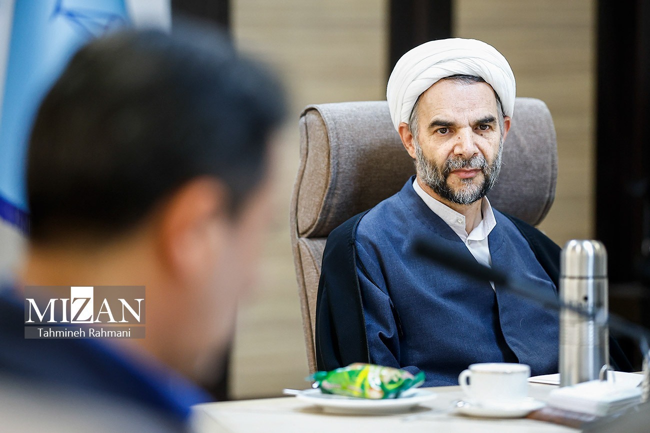 دیدار مجمع نمایندگان استان کردستان با معاون اول قوه قضاییه/ حجتالاسلام والمسلمین خلیلی: مشکلات مردم استان احصا و توسط نمایندگان و دستگاه قضایی و اجرایی پیگیری شود دیدار مجمع نمایندگان استان کردستان با معاون اول قوه قضاییه/ حجتالاسلام والمسلمین خلیلی: مشکلات مردم استان احصا و توسط نمایندگان و دستگاه قضایی و اجرایی پیگیری شود