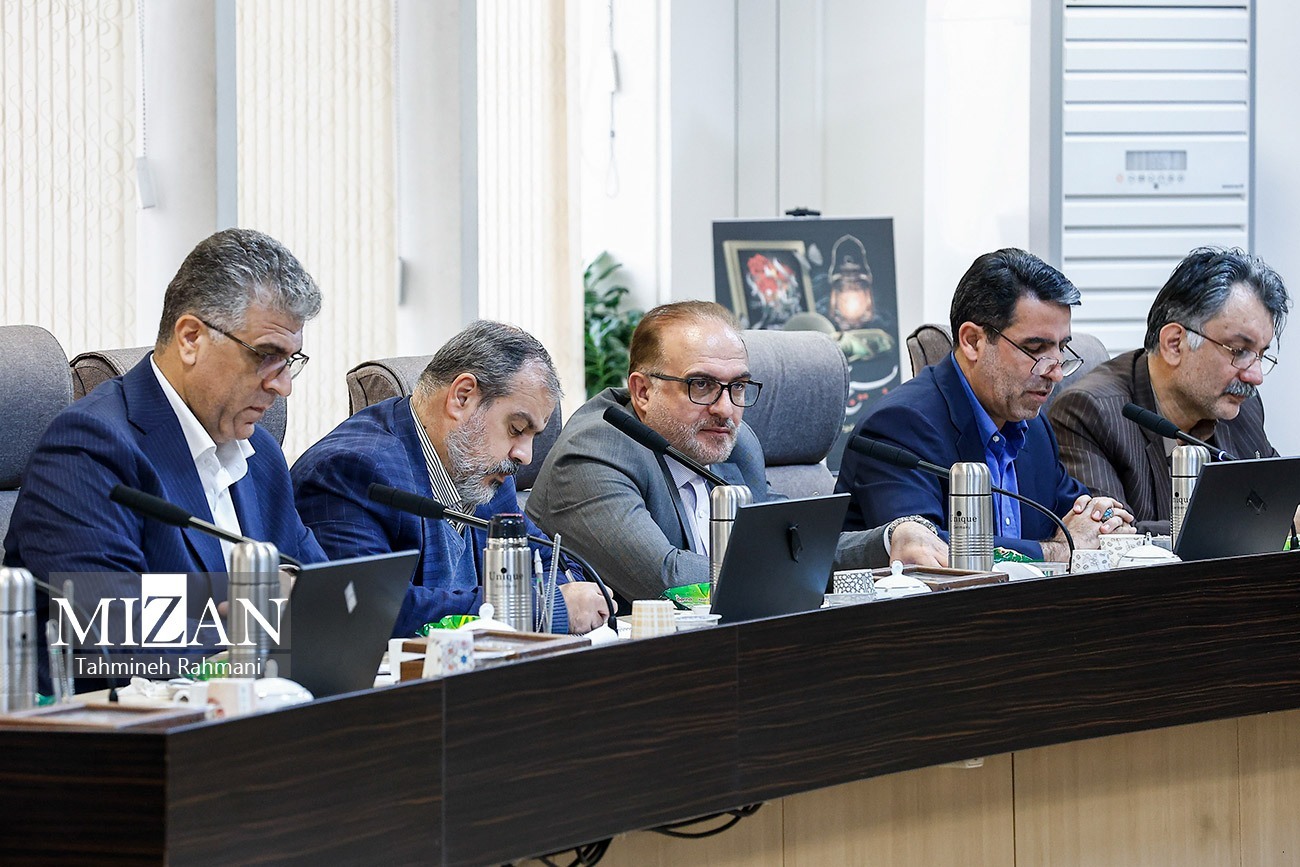 دیدار مجمع نمایندگان استان کردستان با معاون اول قوه قضاییه/ حجتالاسلام والمسلمین خلیلی: مشکلات مردم استان احصا و توسط نمایندگان و دستگاه قضایی و اجرایی پیگیری شود دیدار مجمع نمایندگان استان کردستان با معاون اول قوه قضاییه/ حجتالاسلام والمسلمین خلیلی: مشکلات مردم استان احصا و توسط نمایندگان و دستگاه قضایی و اجرایی پیگیری شود