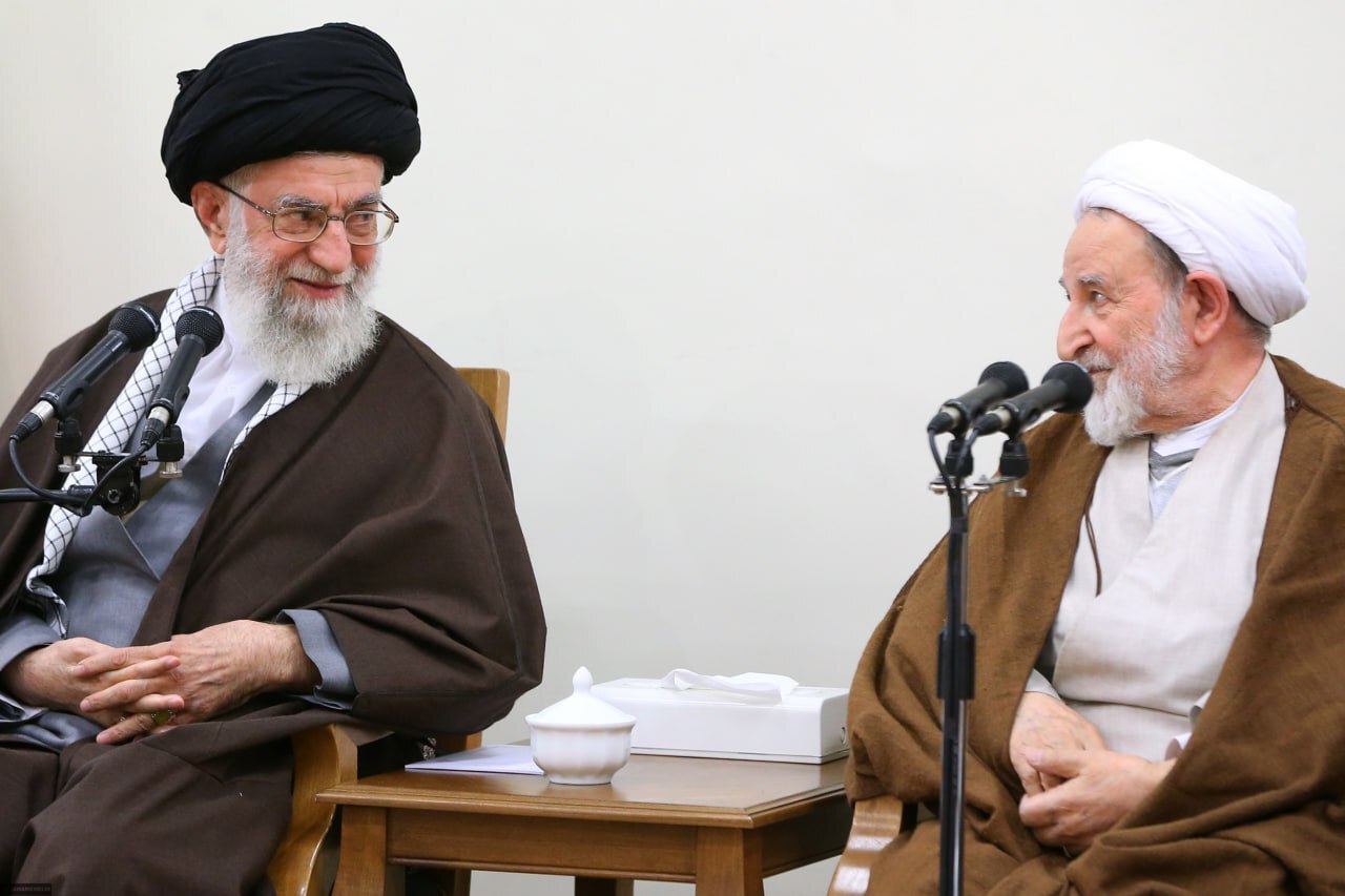 نگاهی به زندگی آیتالله محمد یزدی؛ شخصیت جامع و اثرگذار انقلاب اسلامی ایران نگاهی به زندگی آیتالله محمد یزدی؛ شخصیت جامع و اثرگذار انقلاب اسلامی ایران