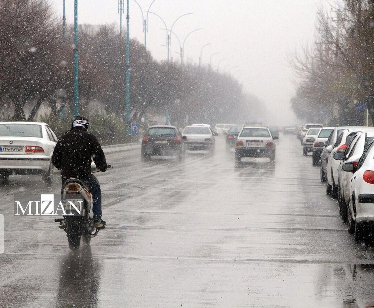 ممنوعیت تردد موتور و دوچرخه در روز‌های برفی و بارانی