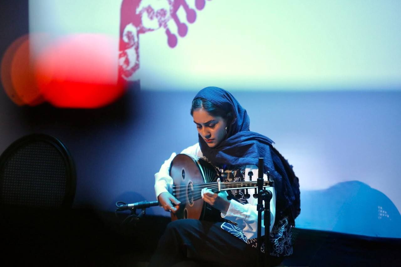 حضور مردم شب خوش جنوبیها در جشنواره ملی عودنوازی را تکمیل کرد حضور مردم شب خوش جنوبیها در جشنواره ملی عودنوازی را تکمیل کرد