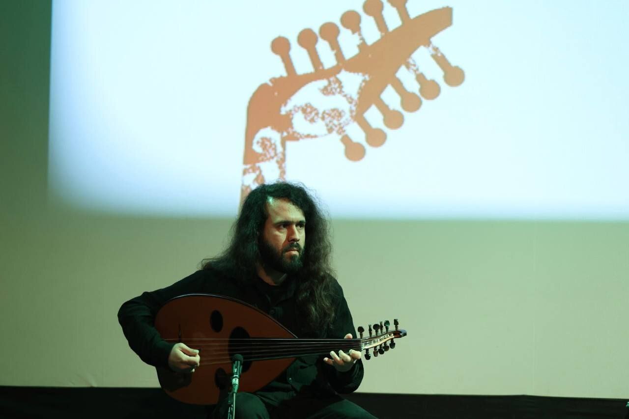 حضور مردم شب خوش جنوبیها در جشنواره ملی عودنوازی را تکمیل کرد حضور مردم شب خوش جنوبیها در جشنواره ملی عودنوازی را تکمیل کرد