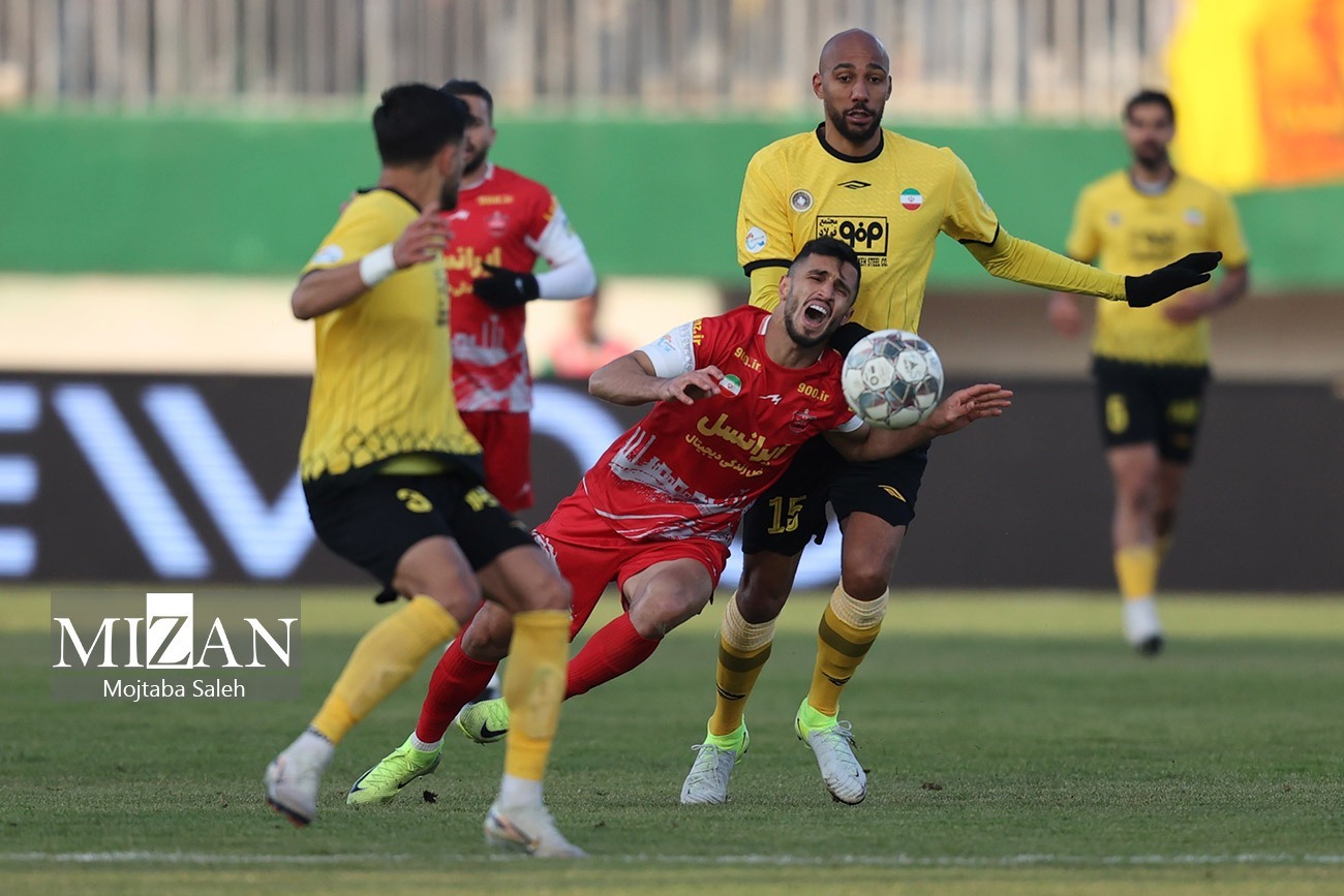 سرگذشت پرسپولیس در سال ۱۴۰۳| از تغییرات استراتژیک برای خروج از بحران تا بازگشت DNA قهرمانی سرگذشت پرسپولیس در سال ۱۴۰۳| از تغییرات استراتژیک برای خروج از بحران تا بازگشت DNA قهرمانی