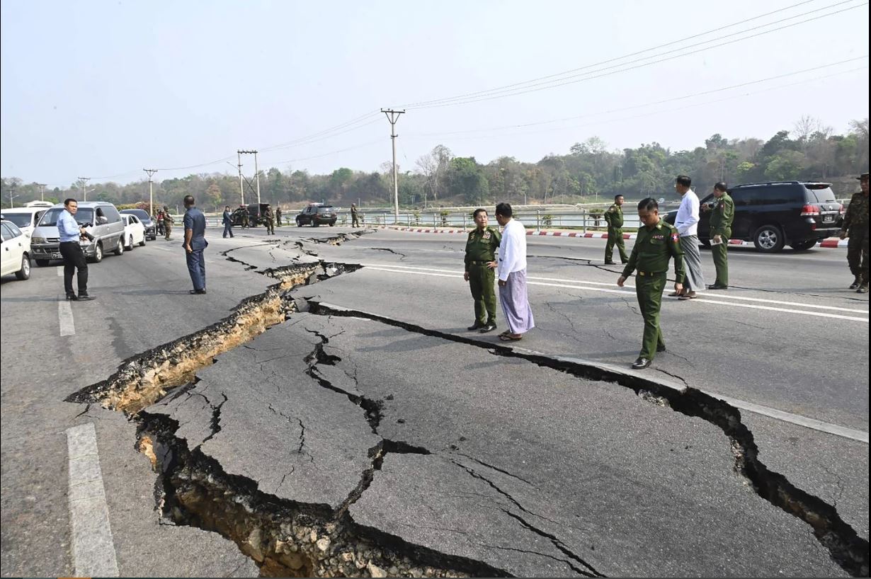 افزایش قربانیان زمینلرزه در میانمار و تایلند به بیش از هزار نفر افزایش قربانیان زمینلرزه در میانمار و تایلند به بیش از هزار نفر