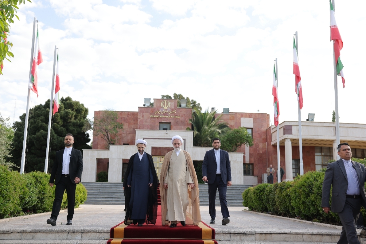 جزئیات سفر رئیس قوه قضاییه به چین/ سخنگوی دستگاه قضا: راههای تقویت همکاری بین کشورهای عضو شانگهای در برابر جرایم فراملی در این سفر پیگیری میشود جزئیات سفر رئیس قوه قضاییه به چین/ سخنگوی دستگاه قضا: راههای تقویت همکاری بین کشورهای عضو شانگهای در برابر جرایم فراملی در این سفر پیگیری میشود