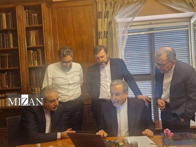 تصاویری از هیئت مذاکرهکننده ایران در دومین دور مذاکرات غیر مستقیم ایران و آمریکا در ایتالیا تصاویری از هیئت مذاکرهکننده ایران در دومین دور مذاکرات غیر مستقیم ایران و آمریکا در ایتالیا