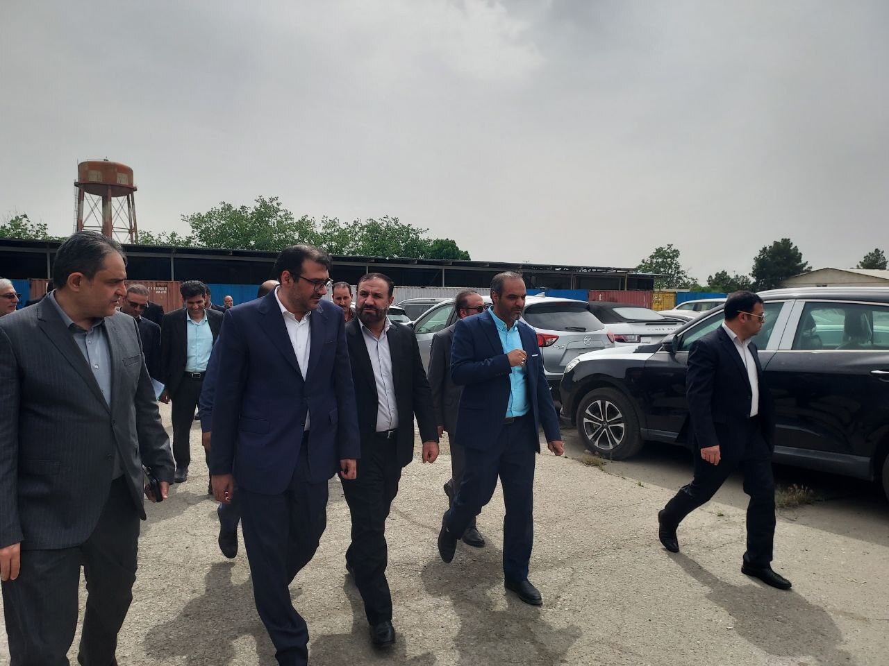 دادستان تهران از انبارهای اداره کل جمع آوری و فروش اموال تملیکی استان تهران بازدید کرد/تشکیل کارگروه ویژه برای تسریع در روندرسیدگی، تعیین تکلیف کالاهای رسوبی و صدور آرا/ فروش هزار و ۲۰۰ میلیارد تومان کالا در پرونده موسوم به قاچاق لوازم خانگی بوش دادستان تهران از انبارهای اداره کل جمع آوری و فروش اموال تملیکی استان تهران بازدید کرد/تشکیل کارگروه ویژه برای تسریع در روندرسیدگی، تعیین تکلیف کالاهای رسوبی و صدور آرا/ فروش هزار و ۲۰۰ میلیارد تومان کالا در پرونده موسوم به قاچاق لوازم خانگی بوش