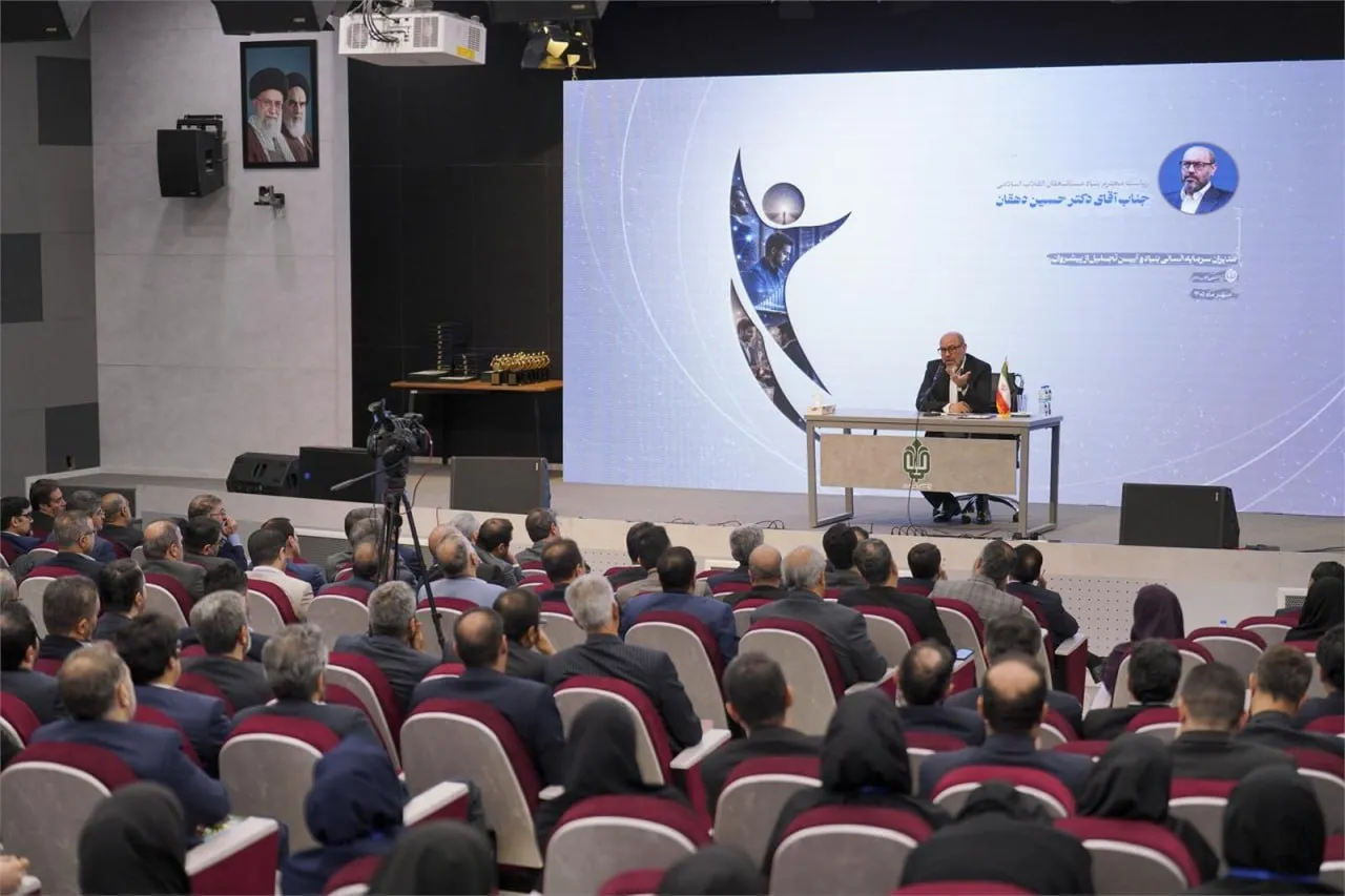 سازمان‌ها باید خود را متناسب با تحولات روز، بازآفرینی کنند