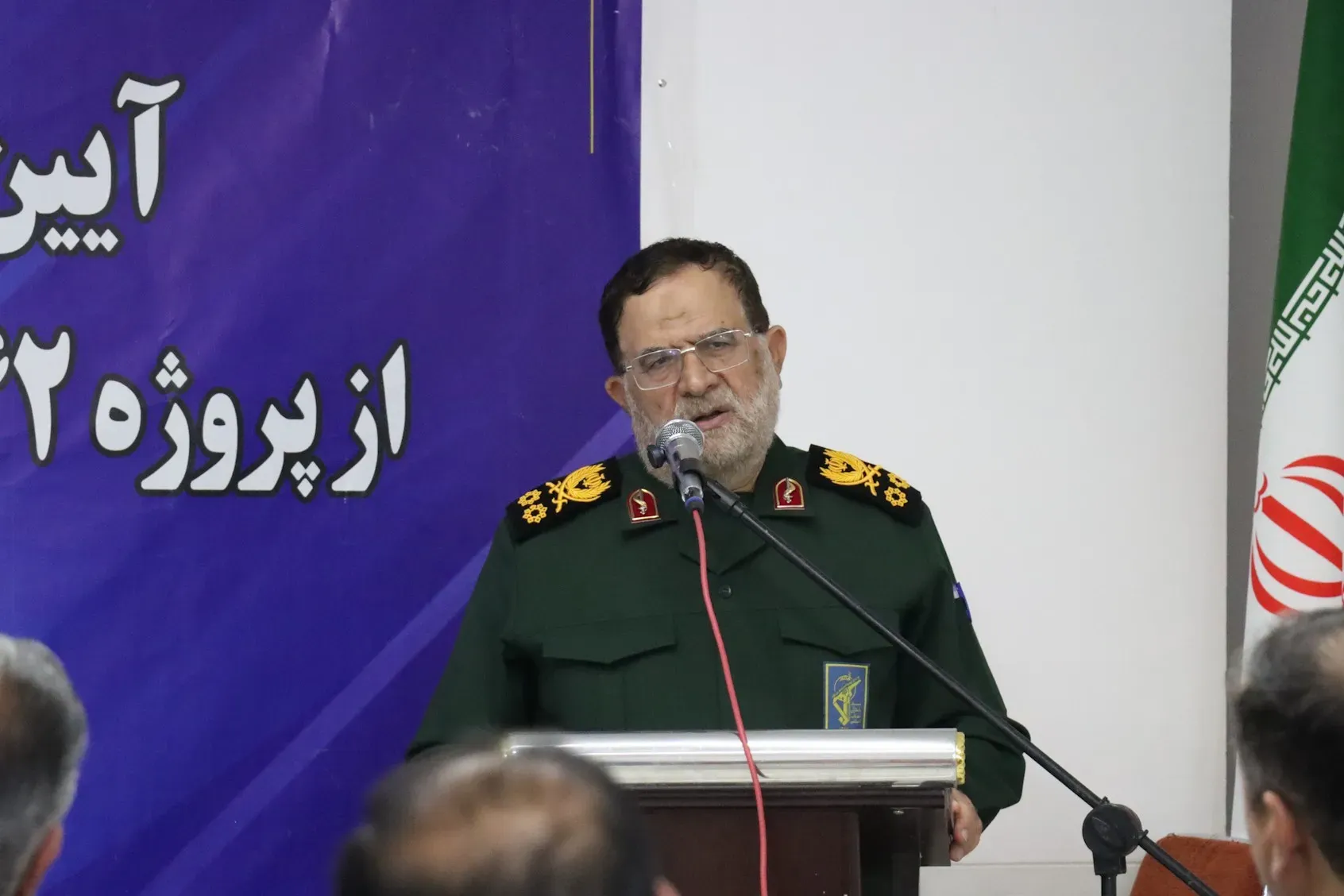 سرلشکر ایزدی: پاسداران برای حفظ امنیت کشور و انجام ماموریت‌های محوله از جان خود می‌گذرند