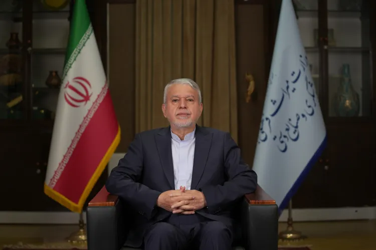 وزیر میراث فرهنگی: ایران با یک میلیون اثر تاریخی، بزرگ‌ترین قدرت نرم خود را نادیده گرفته است/ 3800 پروژه گردشگری در کشور؛ هدف‌گذاری جذب 2 میلیون گردشگر تا سال 1407