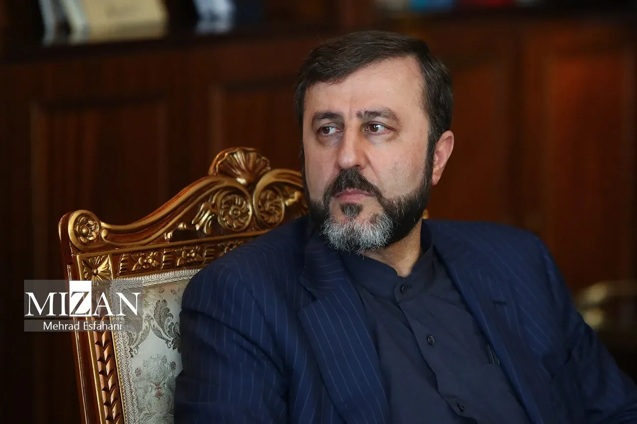 غریب‌آبادی: آمریکا اسم شکست بعدی را جنگ اقتصادی گذاشته است