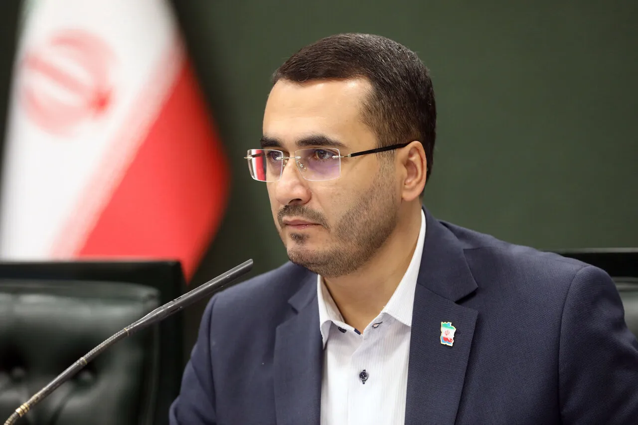 عضو هیئت رئیسه مجلس: پیام‌های رهبر انقلاب در دیدار با رئیس دستگاه قضا مسیر پیشرفت جامعه را ترسیم می‌کند