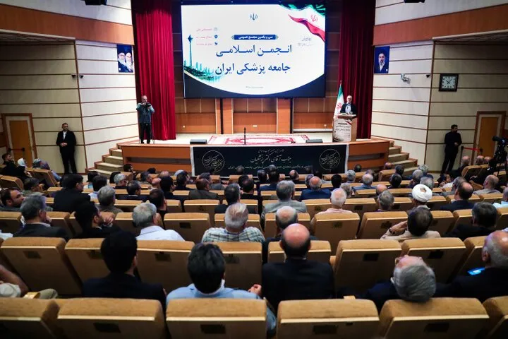 پزشکیان: بهتر است امروز که در قدرت و عزت هستیم و تمام دنیا به پیروزی ما اذعان دارند جنگ را پایان دهیم