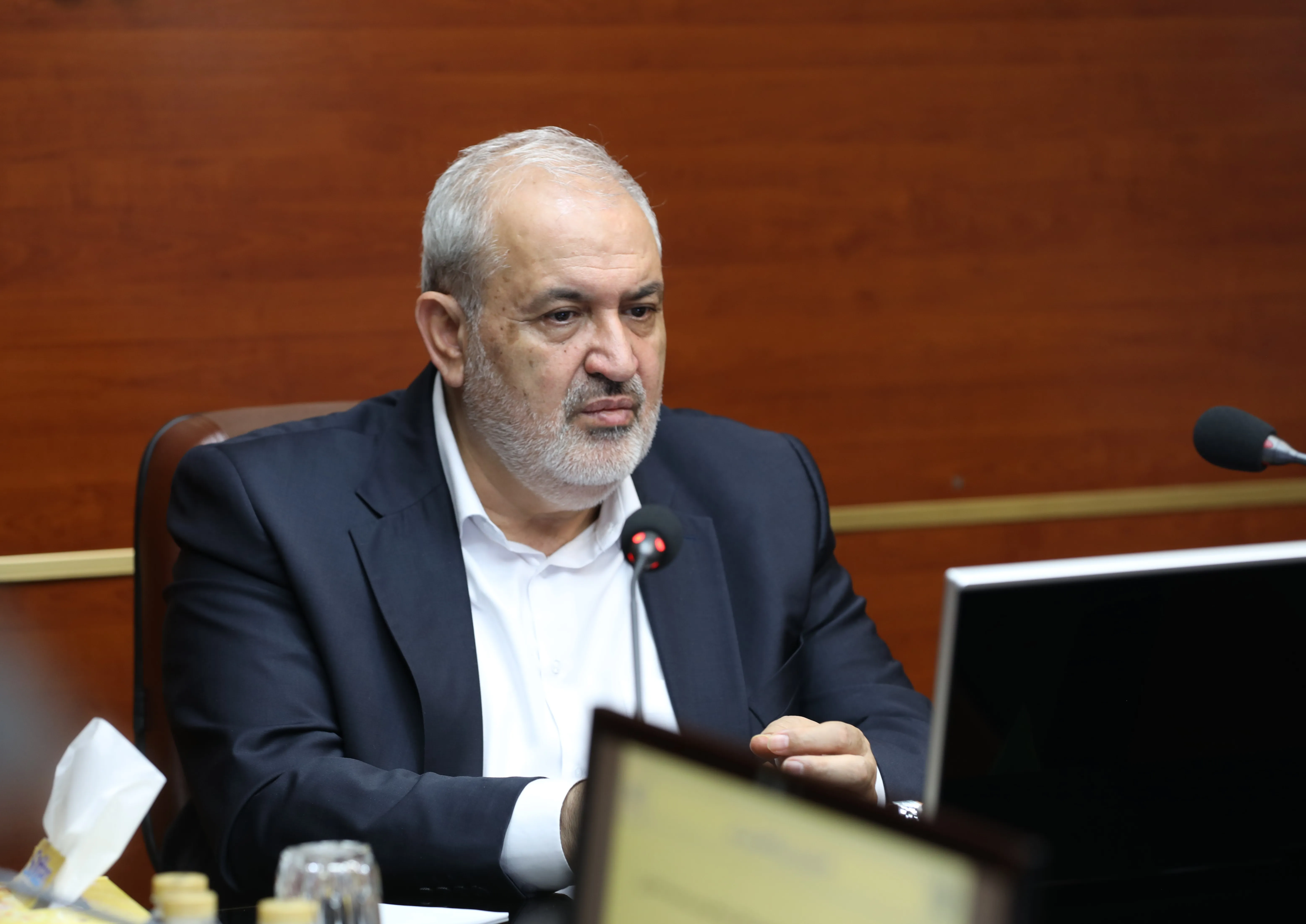 تأکید وزیر نیرو بر ضرورت بازچرخانی آب برای تأمین نیاز صنایع