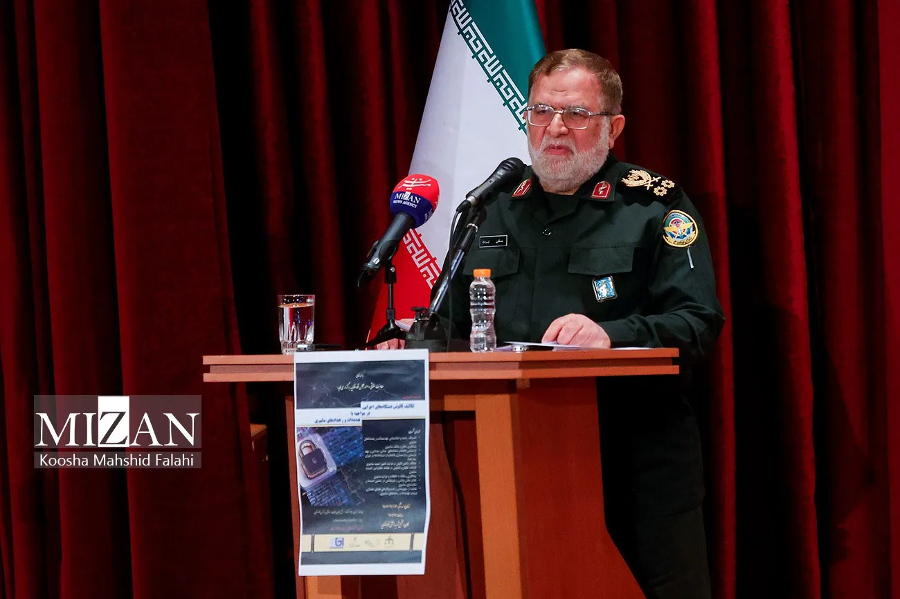 سرلشکر ایزدی: غافلگیری‌های فناورانه برای دشمنان داریم