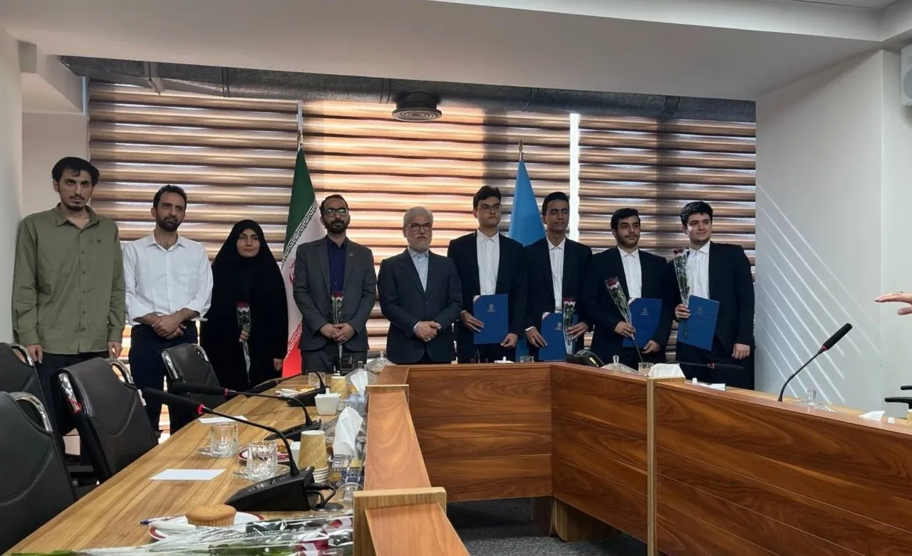 وزیر علوم: فراهمسازی امکانات برای بالندگی نیروی انسانی اولویت دولت است