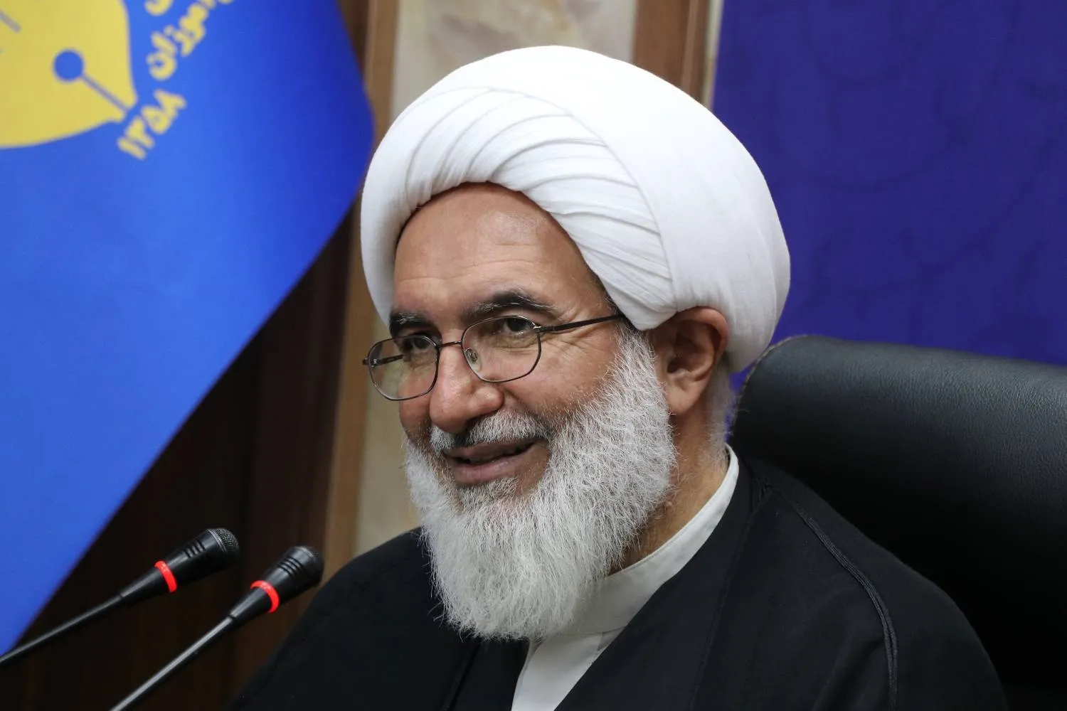 اتحادیه انجمنهای اسلامی دانشآموزان تلاش کرده تا وارد بازیهای سیاسی و جناحی نشود